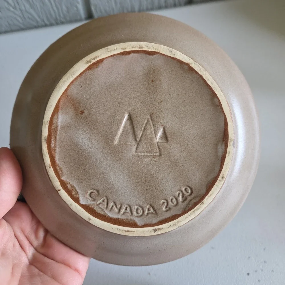 Laurentian Pottery Tundra 8-405 Tea Coffee Cup SaucerCanada Stoneware Drip Glaze